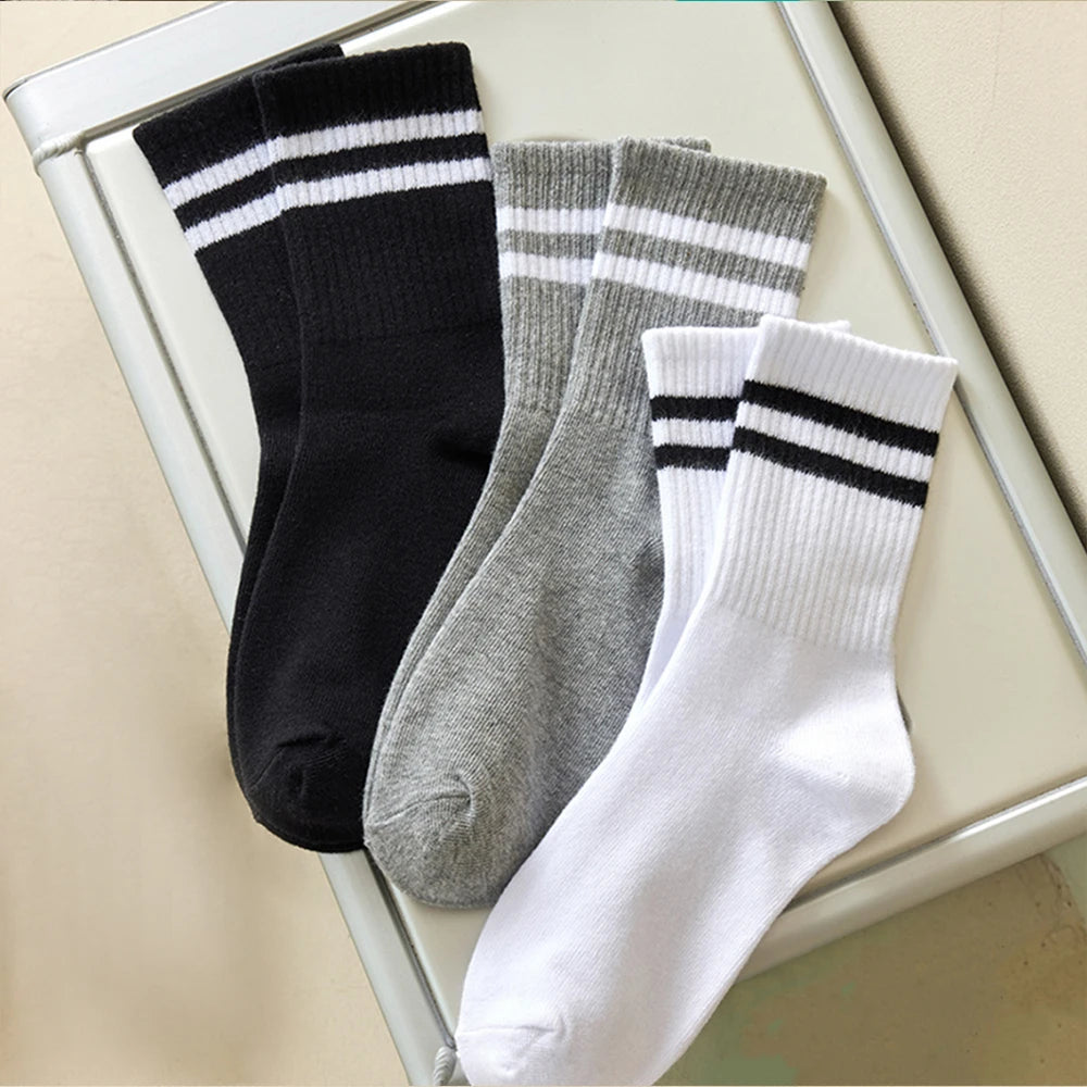 3/6 Pairs  Women Mid-Tube Socks Solid Colour Autumn Winter Breathable Comfortable Sport Sweat Absorbent Man And  Women's Socks