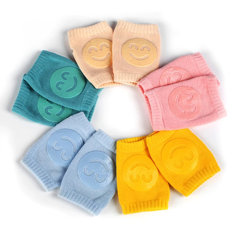 Baby Knee Pad Non-Slip Crawling Cushion for Toddlers lifestyle view