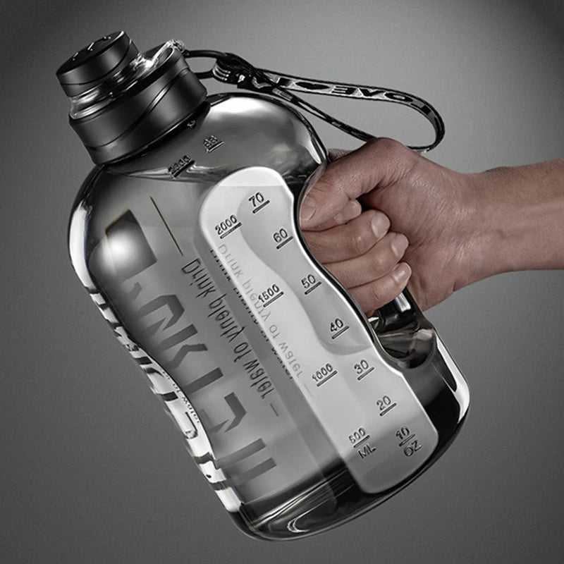 1.7L 2.7L Insulated Water Bottle with Straw for Gym Hiking Camping