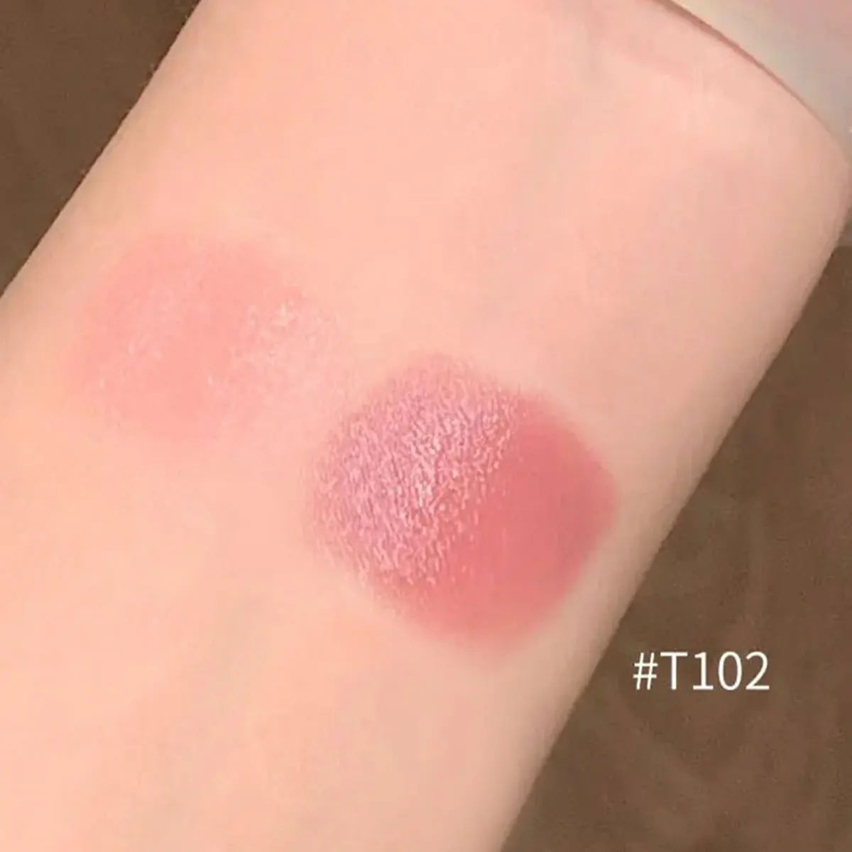 OUT OF OFFICE LUMEGLOW DUO PENCIL,Cheek&Multi-Use,Creamy Blendable,Buildable Color,Twi close-up view