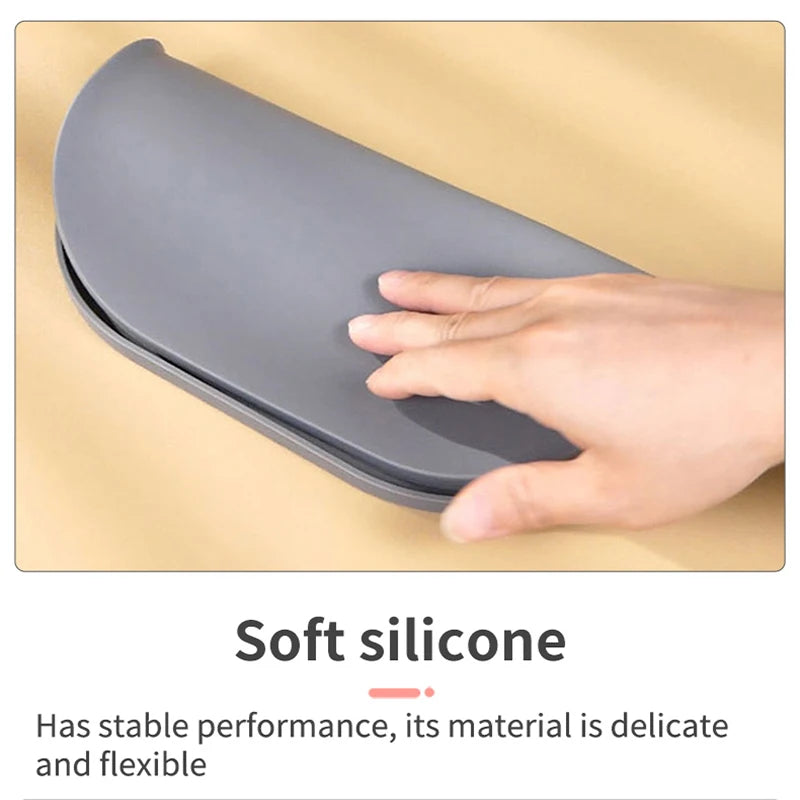 3-Color Available Pet Meal Mats, Made of Silicone, Soft and Easy to Clean, Cat Feeding Mats, Square Feeding Mats for Eating