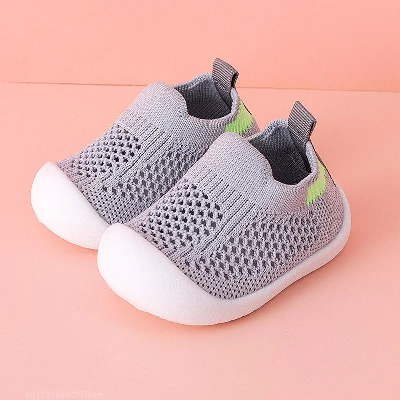 Toddler Breathable Knitted Slip-On Kids Sneakers additional angle