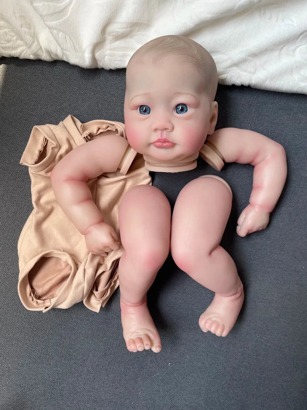 19inch Already Painted Kits Reborn Lali Handmade Reborn Doll Sets Multiple Layers Pain close-up view