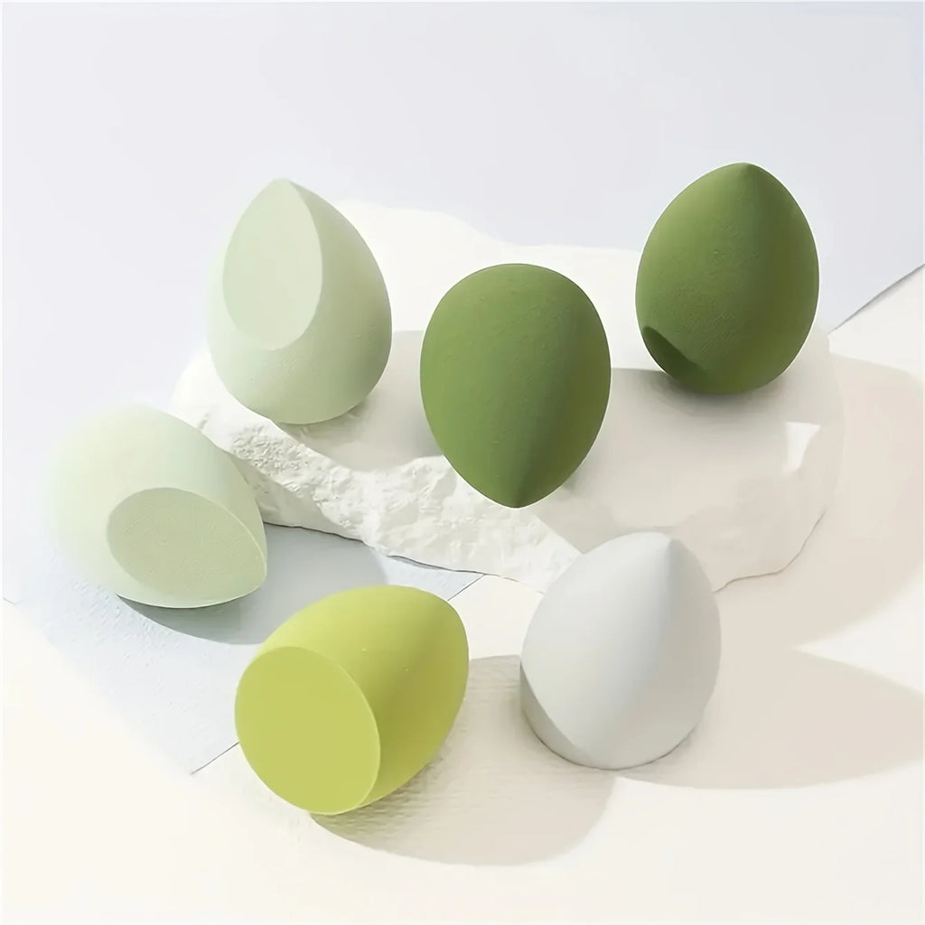 1pc Super Soft Makeup Sponge, Wet and Dry Use, Non-Latex Sponge Powder Puff, Suitable close-up view