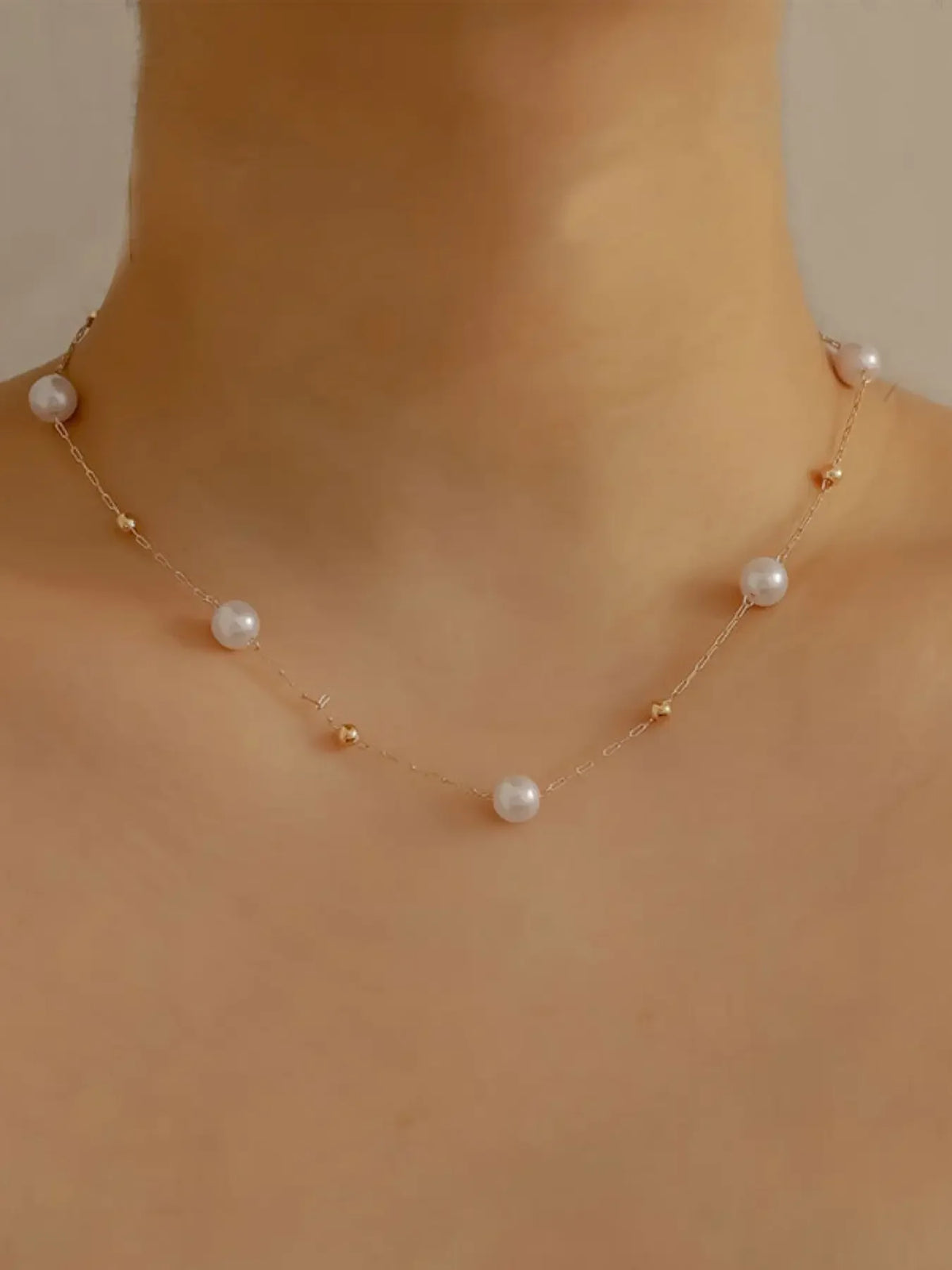Elegant Pearl Necklace, Dainty Pearl Necklace, Adjustable Alloy Chain, Baroque Style, close-up view