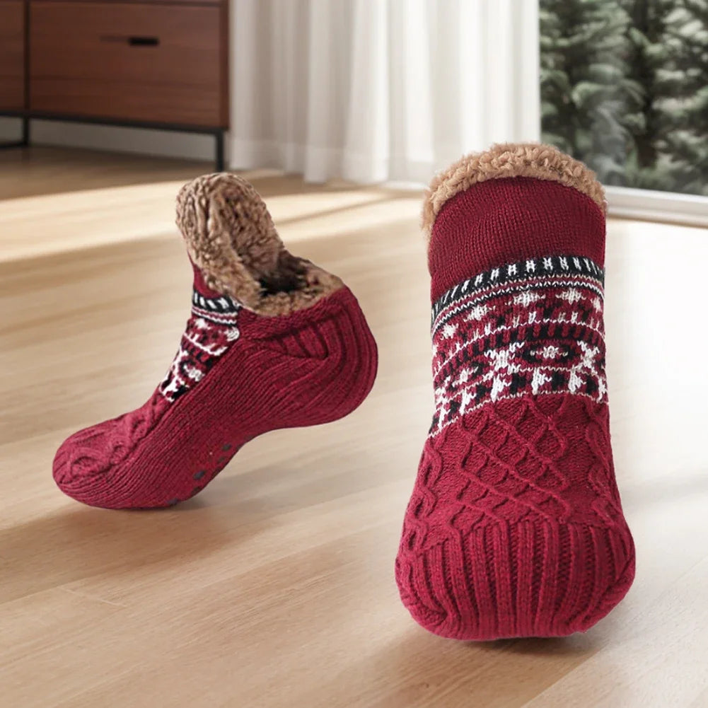 Thermal Fleece Slipper Socks for Men & Women – Thick Warm Non-Slip Indoor Socks, Cozy Christmas Gift for Adults