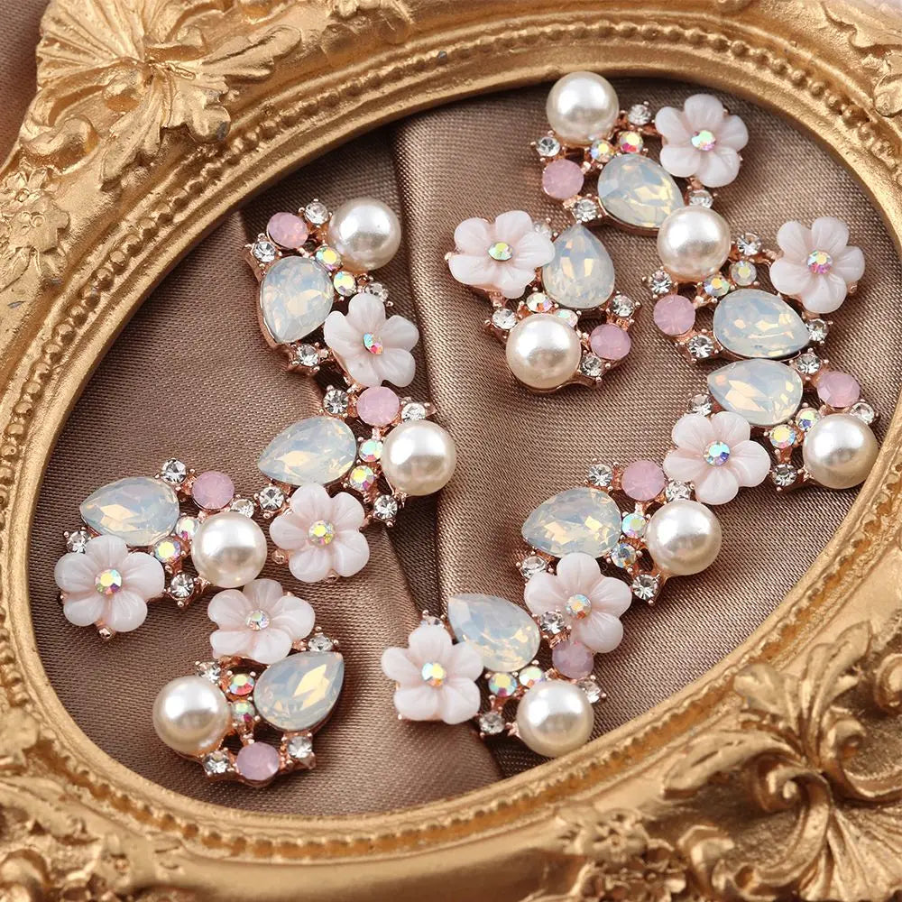 10Pcs Exquisite Garment Buckle Flower Rhinestone Pearl Buttons DIY Craft Sewing Accessories Apparel Clothing Decoration