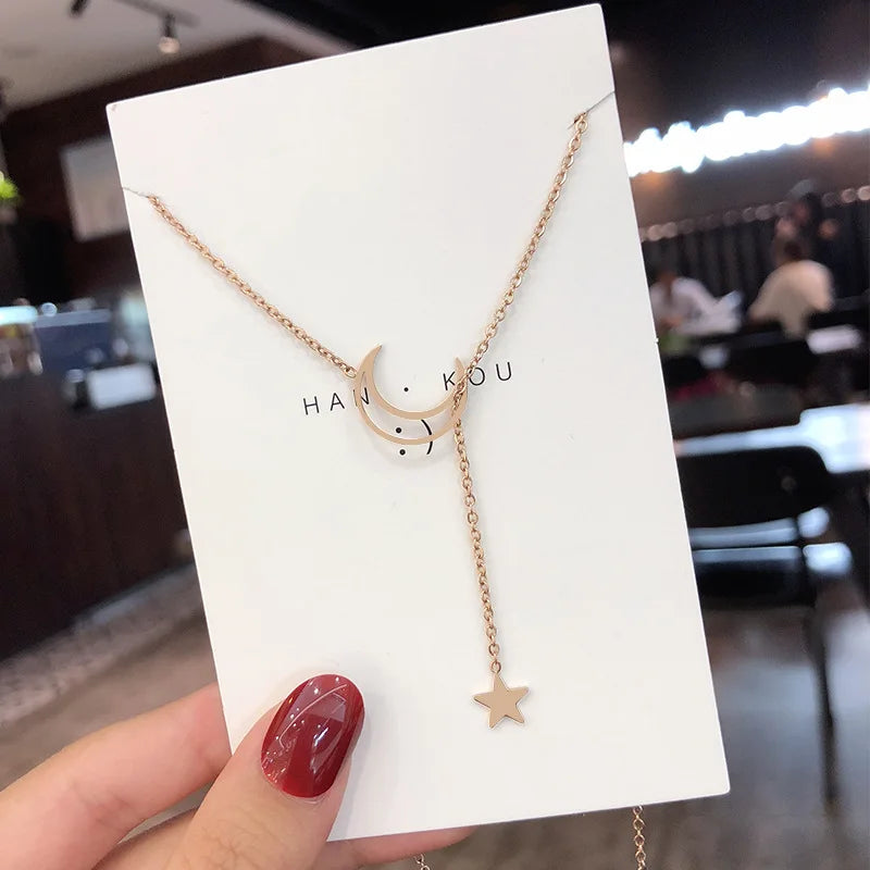 Moon Star Pendant Choker Necklace Gold Alloy Chain for Women detail view