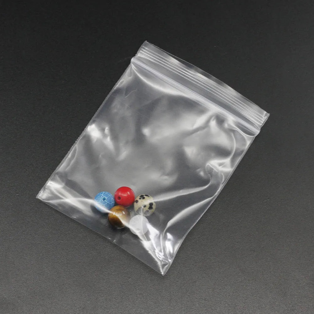 30-100pcs/bag 4*6/5*7/6*8/7*10/8*12cm Zipped Lock Reclosable Plastic Poly Clear Bags lifestyle view