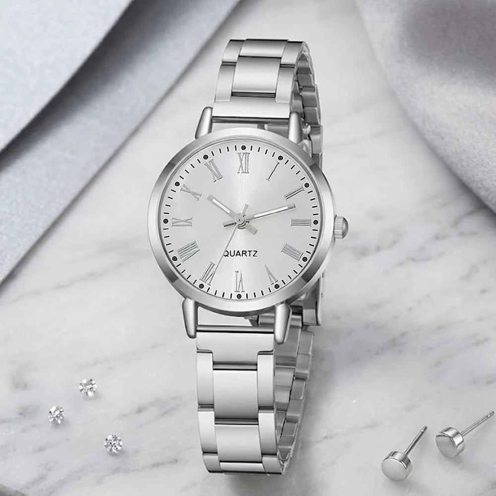 4Pcs/Set Unisex Jewelry Watches Women's Wristwatch Accessories Silver Trendy Fashion E close-up view