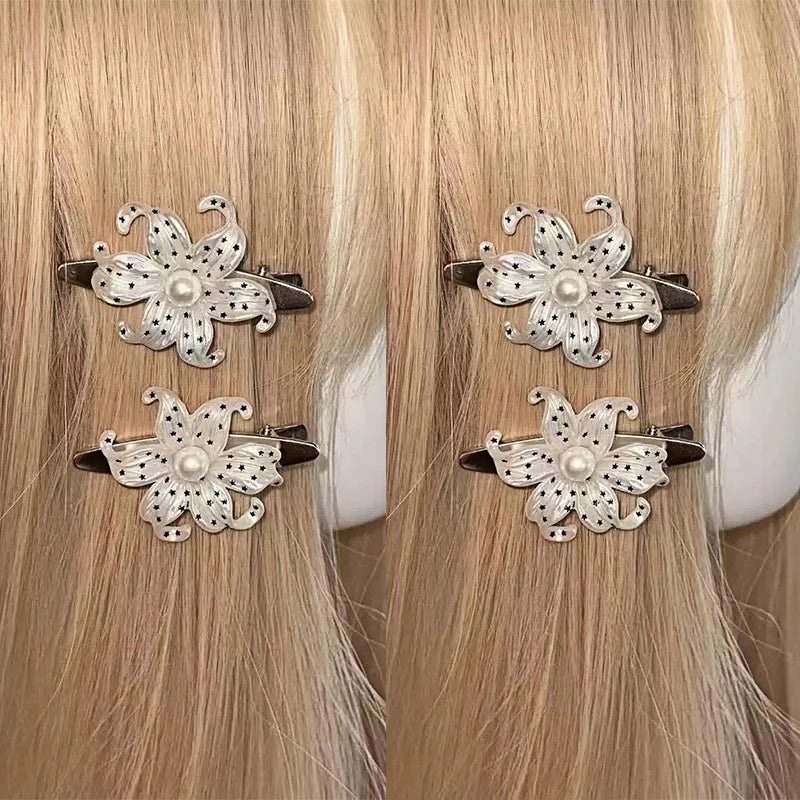 Star Print Lily Hair Clips 2 Pairs