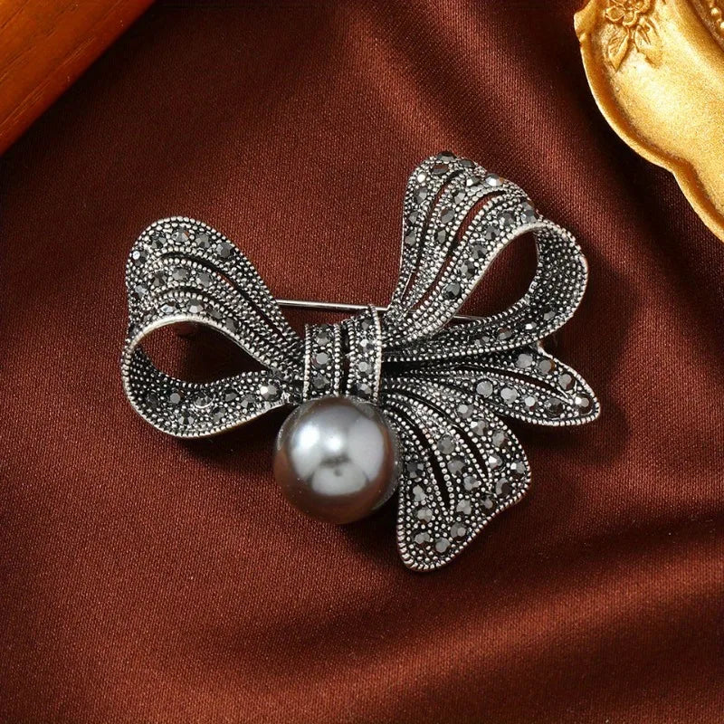 Rhinestone Black Flower Bow Tie Brooches for Women Vintage Elegant Large Brooch Pin Winter Coat Sweater Broches High Quality