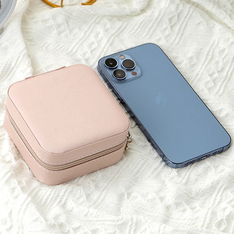 Single Layer Leather Jewelry Box Travel Storage Box close-up view